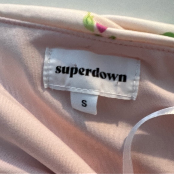 Revolve Superdown Elora Ruched Floral Mini Dress in Size S - Picture 7 of 8